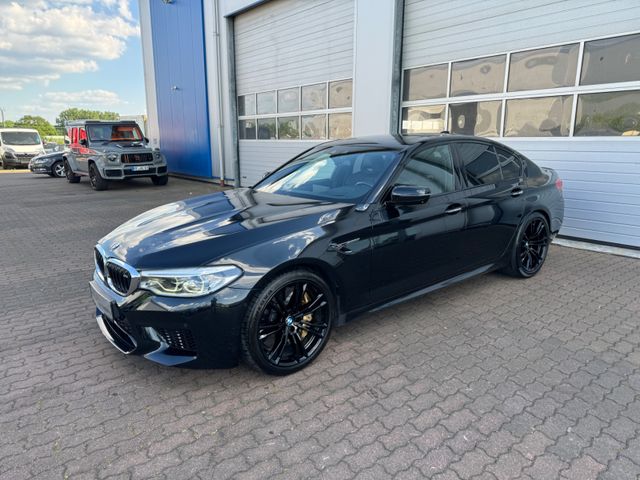 BMW M5 CARBON/HEADUP/PANO/NIGHT/MASSAGE/ASSISTENT+