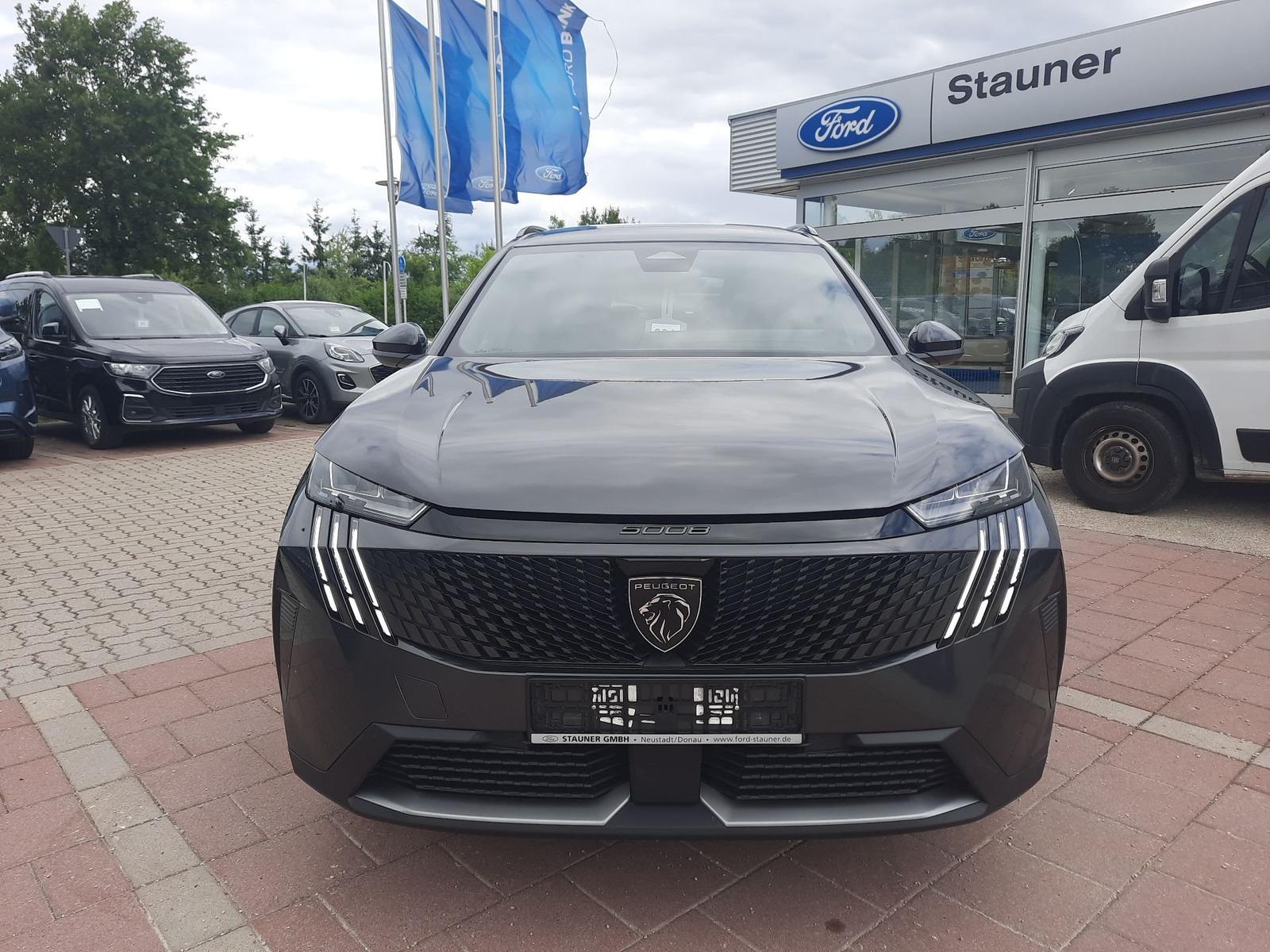 Peugeot 5008 1.2 145 Allure LED Kamera PDC Navi SHZ