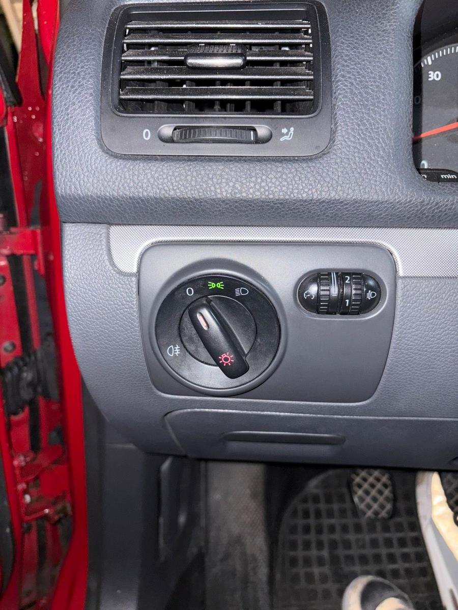 Volkswagen Golf 2009 — photo 9