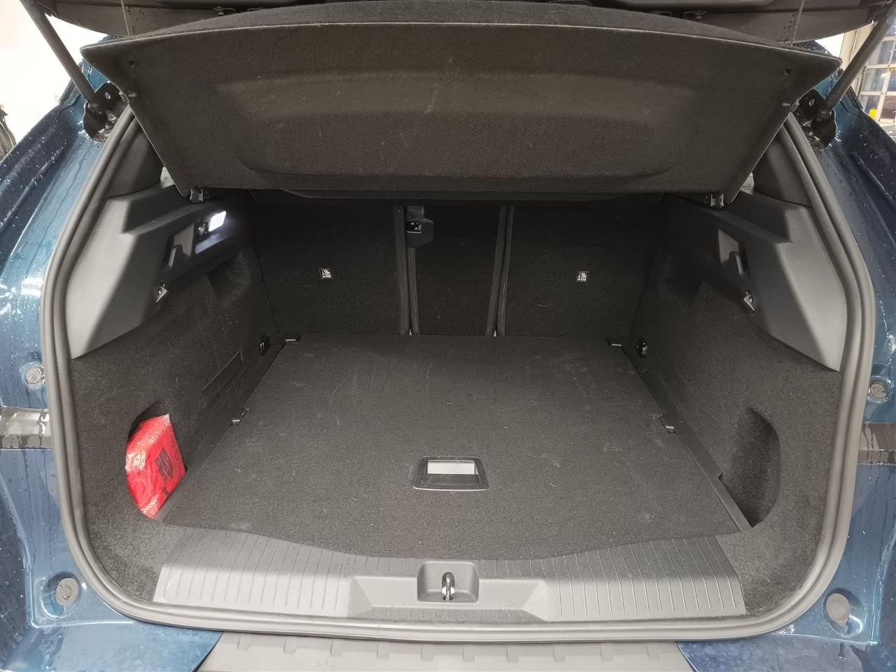 Fahrzeugabbildung Opel Grandland Edition MHEV 107KW AT+Navi+LED+Keyless