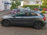 Mercedes-Benz GLA 180 AMG Line 01/2020 Pan... - gebrauchte Mercedes-Benz GLA 180 aus dem Jahr 2020