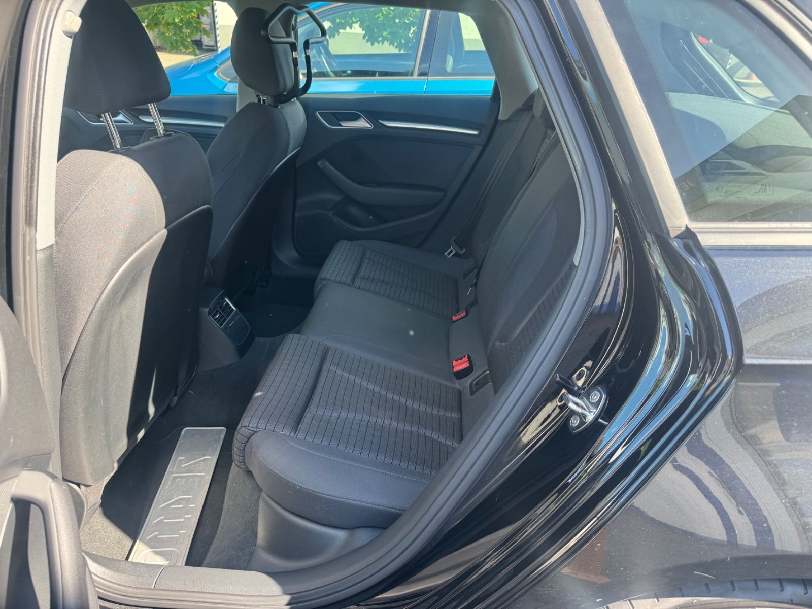 Fahrzeugabbildung Audi A3 Sportback sport Navi+LED+Bluetooth
