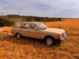Mercedes-Benz Mercedes 230TE S123 2. Hd. Garagenfahrzeug... - Mercedes-Benz 230: 230te