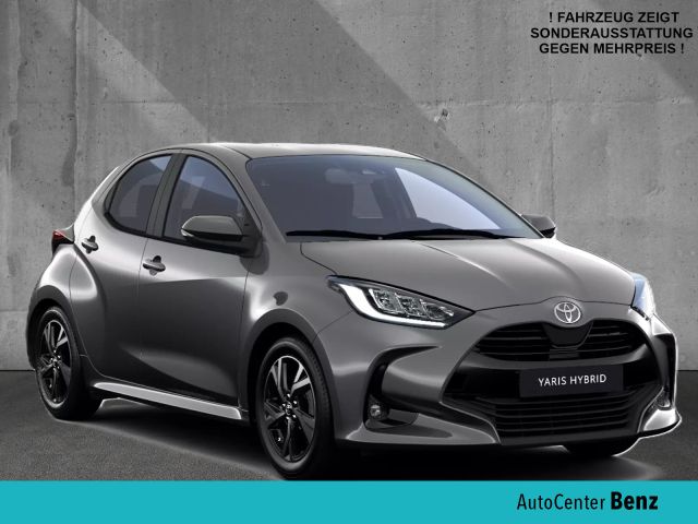 Toyota YARIS 1.5 VVTi HYBRID TEAMPLAYER COM+SAFETYPAKET