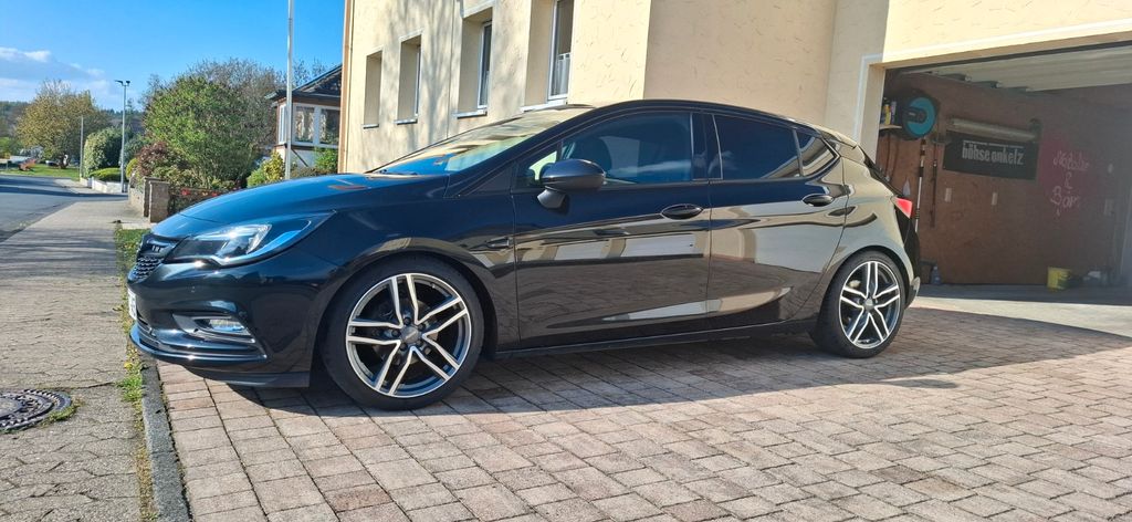 Image of Opel Astra