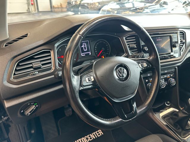 MYAUTOCENTER – Gebraucht- und Jahreswagen mit Werkstattservice in Pfaffenhofen Volkswagen T-Roc Style *LED*Unfallfrei*TÜV*PDC*