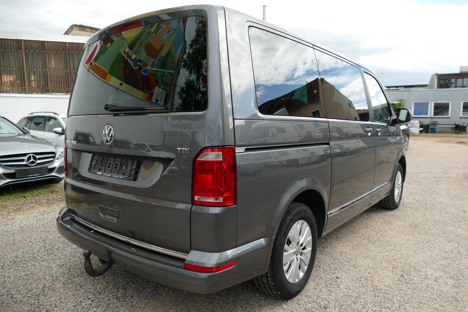 Volkswagen T6 Transporter Bus Multivan 70 Jahre Bulli