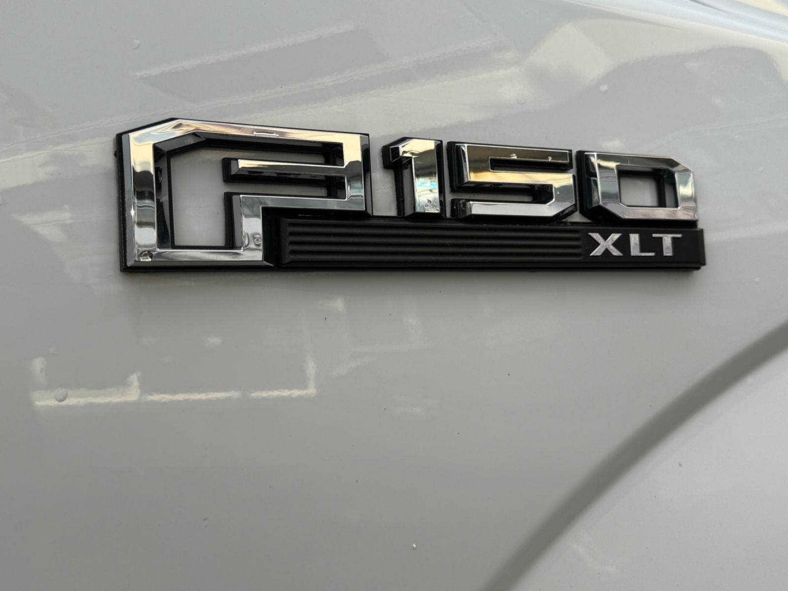 Fahrzeugabbildung Ford F 150 XL  4x4*AHK*LED*Kamera*Vollaussastung