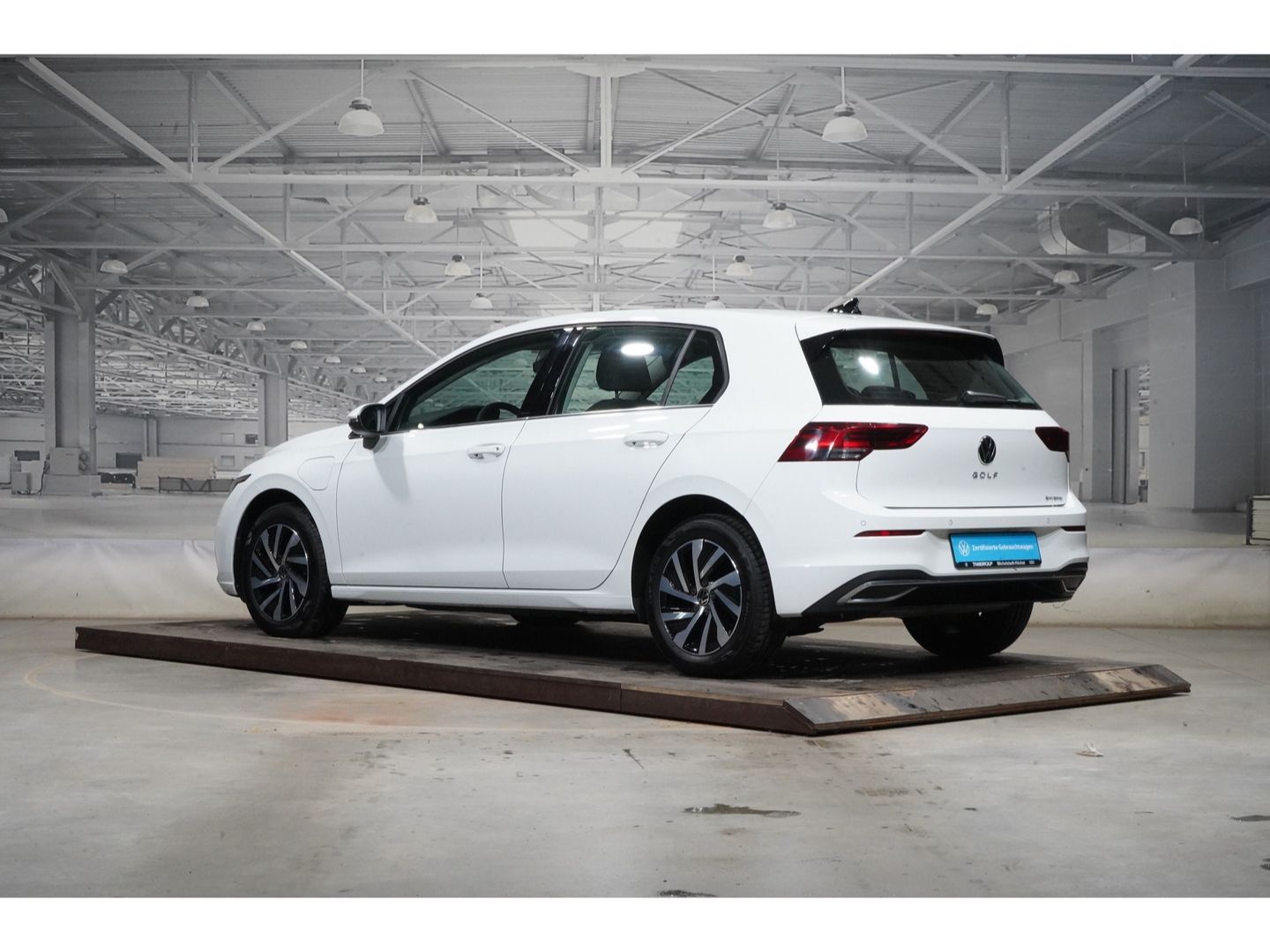 Volkswagen Golf - Bild 2
