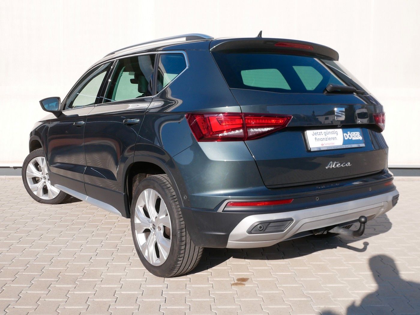 Fahrzeugabbildung SEAT Ateca 2.0 TDI Xperience AHK ACC SHZ 360°Kamera