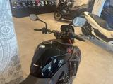 Honda CB750 Hornet mit Quickshifter *nur 737km* - HONDA NAKED BIKE