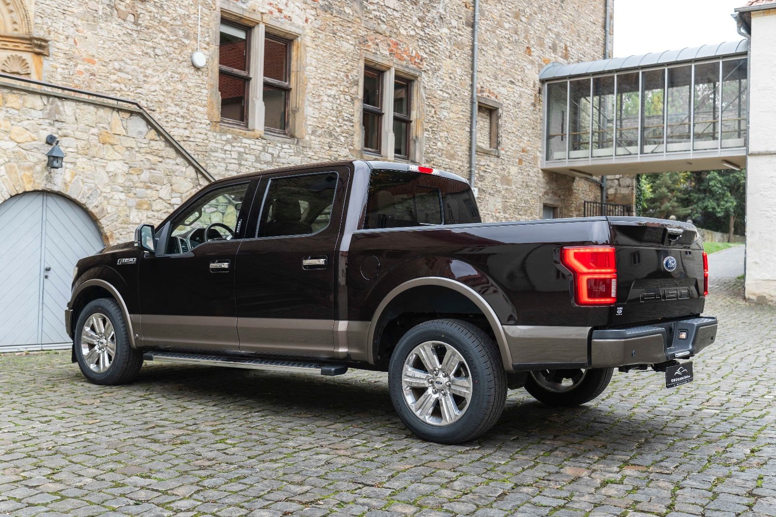 Fahrzeugabbildung Ford F 150 LARIAT 5.0L B&O AHK TOTW 360° PANO SHZ/K