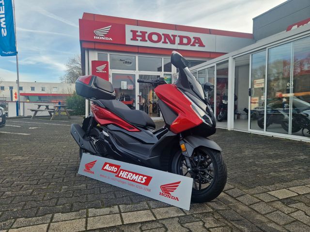 Honda Forza 125 * wenig KM *