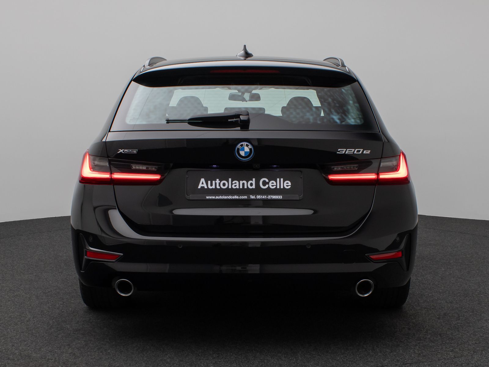 Fahrzeugabbildung BMW 320e xD Panorama Kamera DAB HiFi Alarm Sport LED