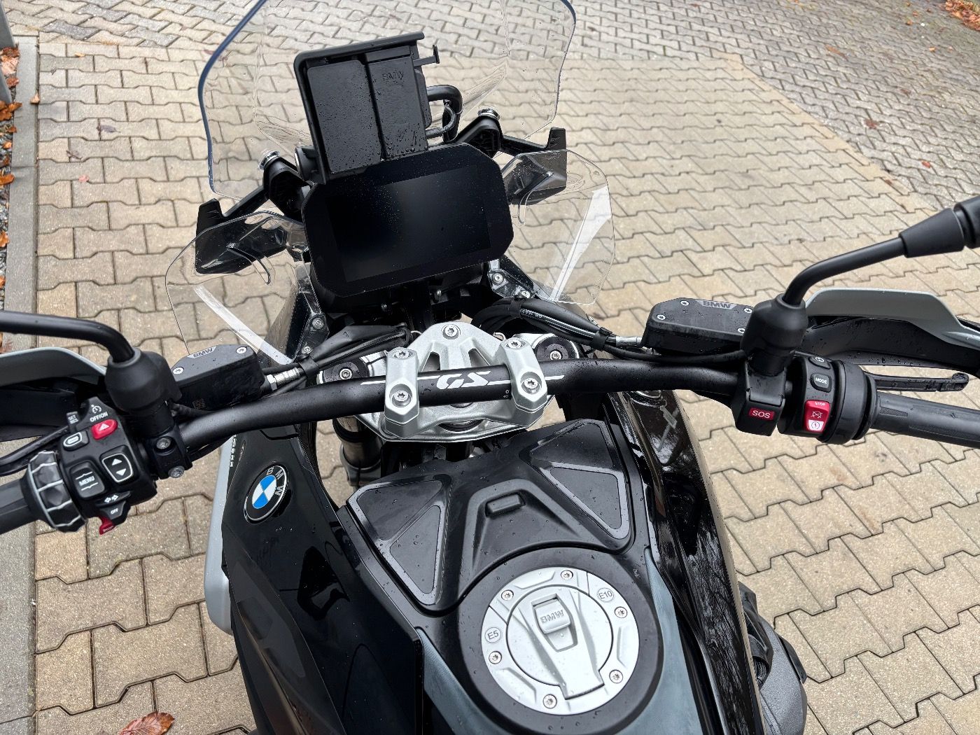 Fahrzeugabbildung BMW R 1300 GS Triple Black 3 Pakete
