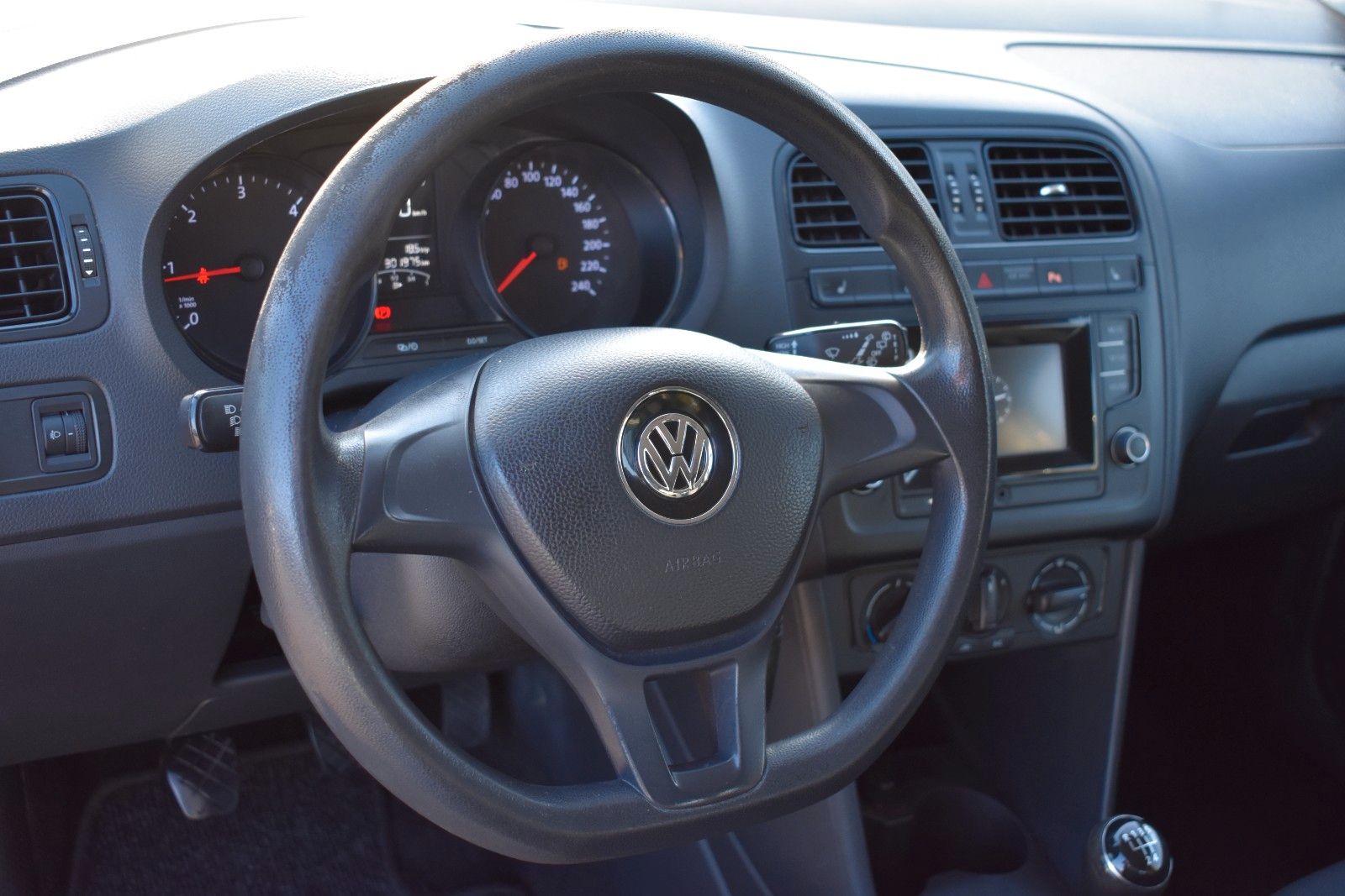 Fahrzeugabbildung Volkswagen Polo V Trendline BMT/PDC/KLIMA/SHZ