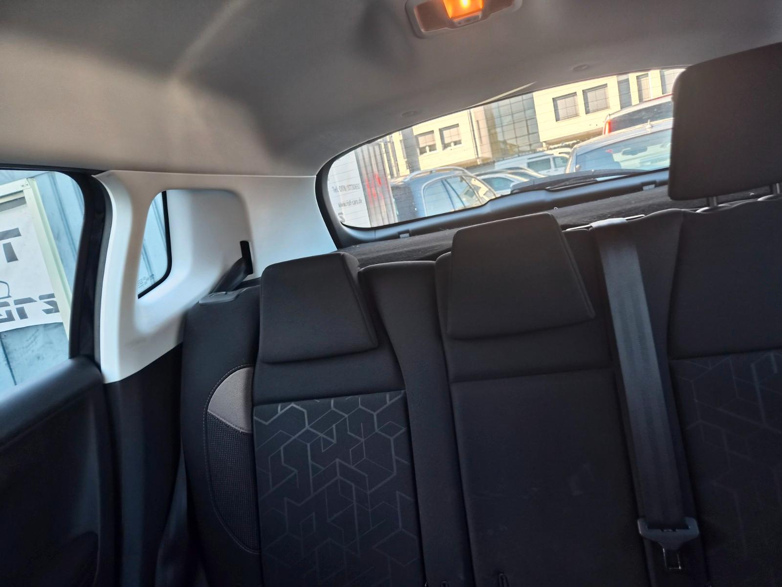 Peugeot 2008 Active 1.Hand Tüv 01.2027