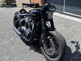 Triumph Bobber black - CHOPPER BOBBER