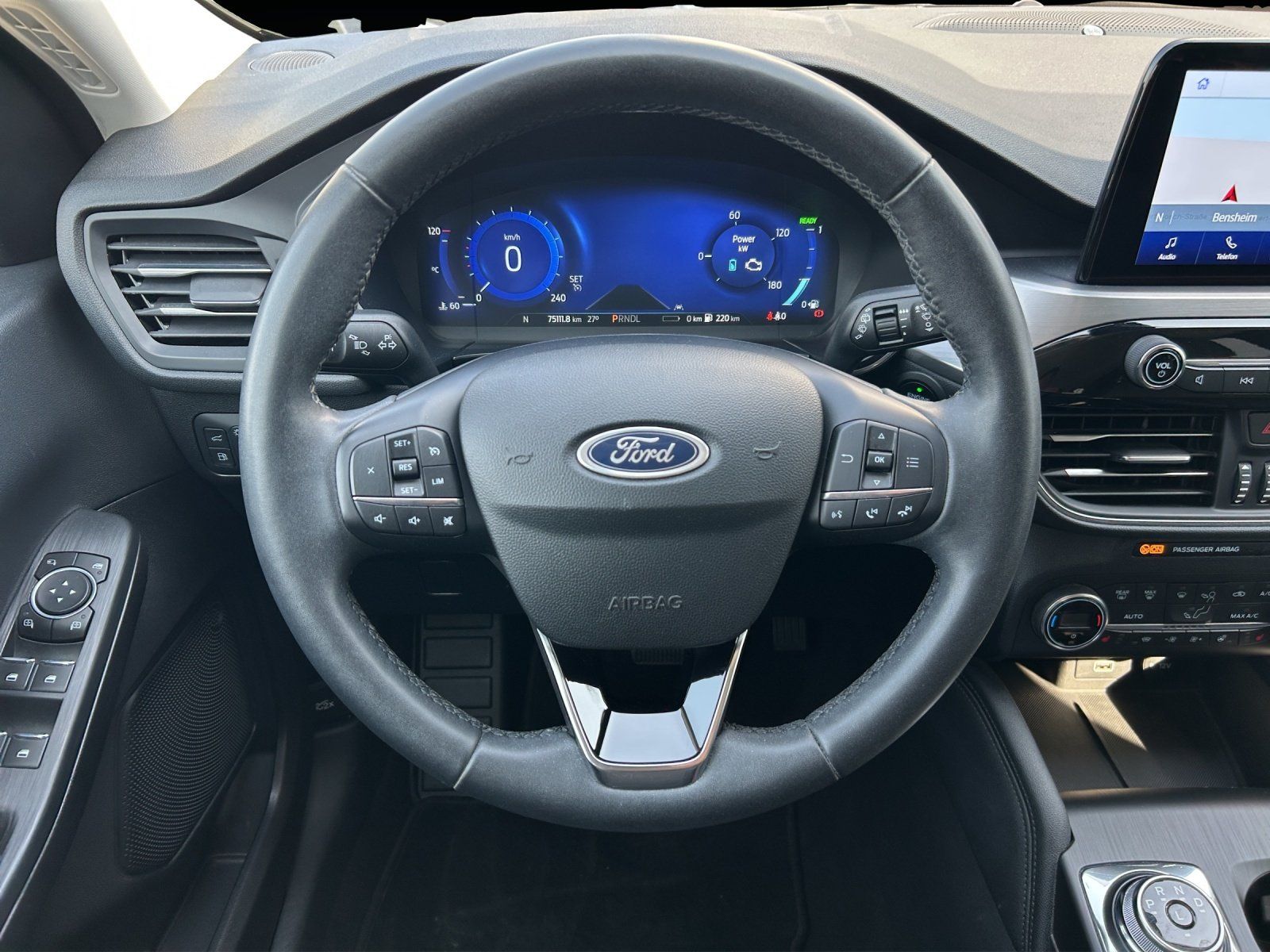 Fahrzeugabbildung Ford Kuga 2.5 Titanium X Aut./LED/KAMERA/NAVI/B&O/SHZ