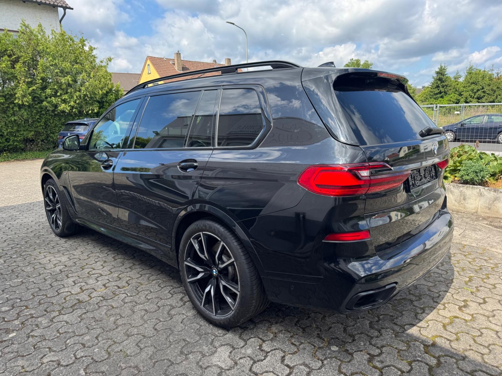 BMW X7 xD 30 d M Sport Paket*XOFF*Laser*Stnd*Skyloun