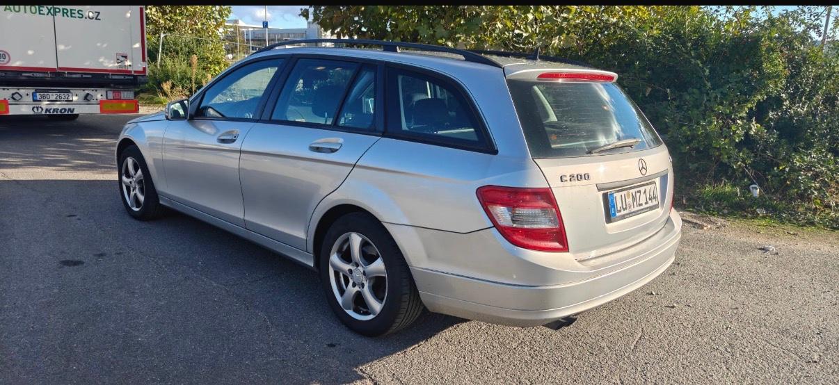 Mercedes-Benz C200 2009 — engine 2.143 cm³, 136 HP (100kW)