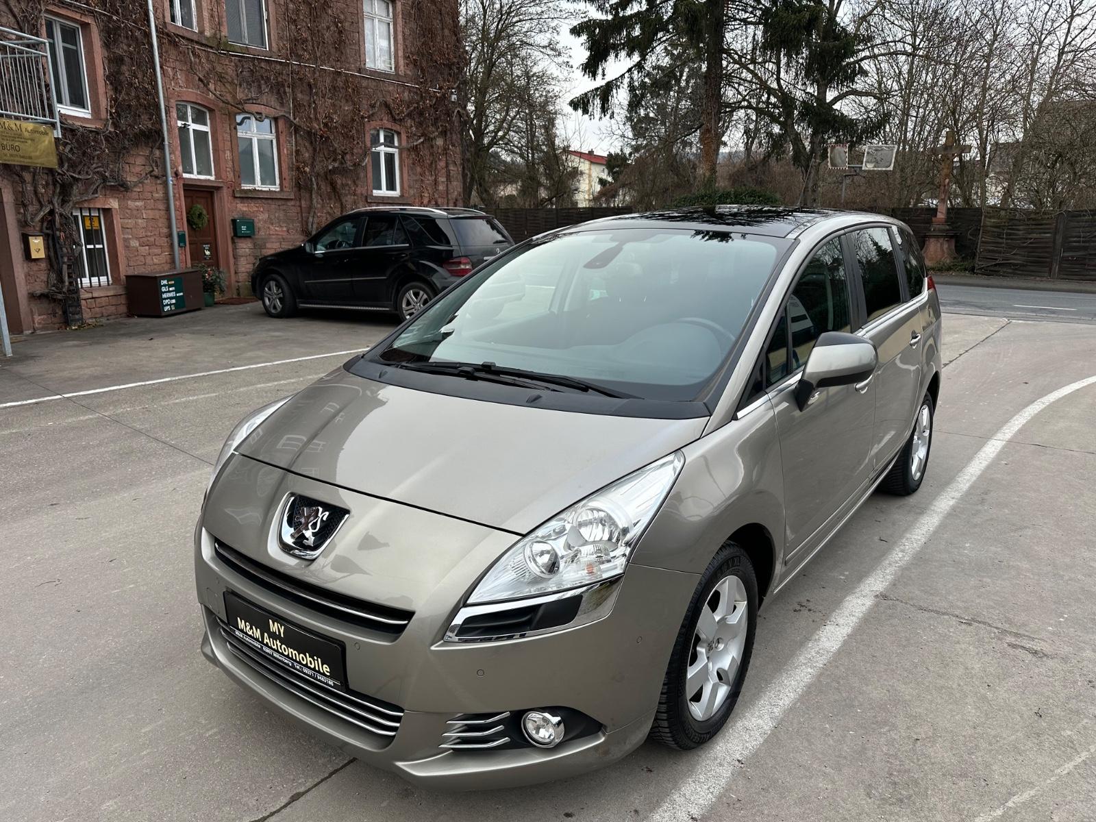 Peugeot 5008 1.6Premium/AHK/Panorama/Sitzheizung/Tüv neu
