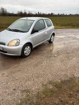 Toyota yaris 1.0 mit tuv bis 11.2026 - gebrauchte Toyota Yaris aus dem Jahr 2001