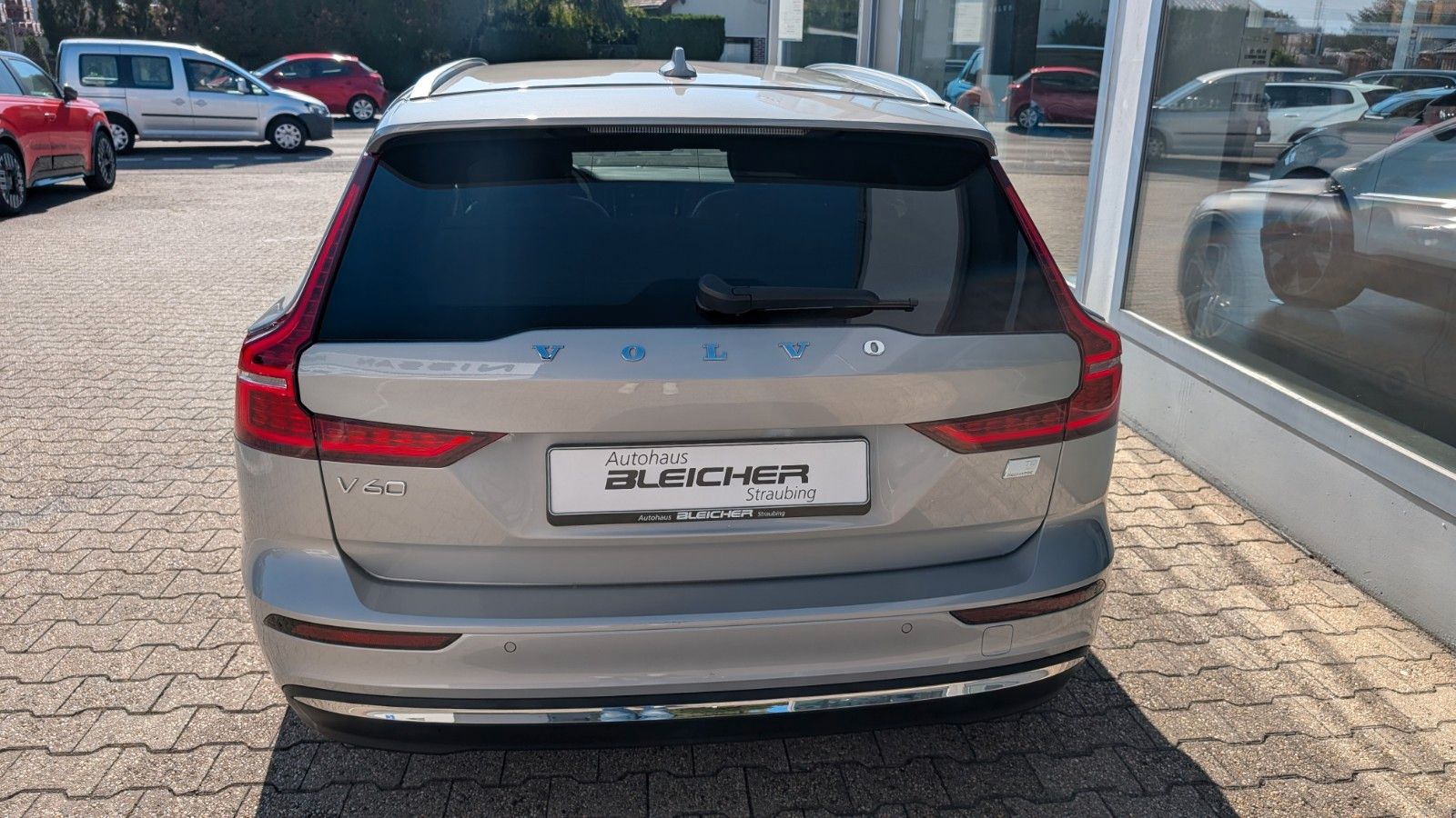 Fahrzeugabbildung Volvo V60 T8 Plug-in Hybrid | AHK | ACC | Kamera