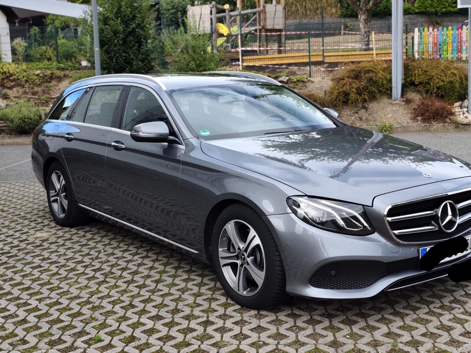 Mercedes-Benz E 220 d 4MATIC Allrad