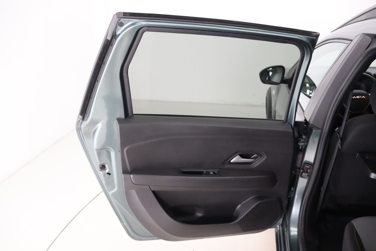 Fahrzeugabbildung Dacia Jogger  TCe * 7-Sitzer * Navi * LED * Sitzhzg.