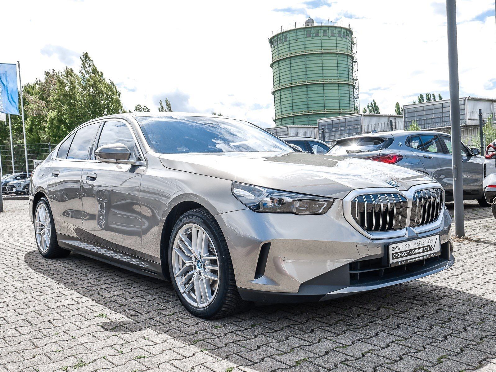 BMW i5 eDrive40 Limousine AHK DA Prof. LED PA+ LED D foto 6