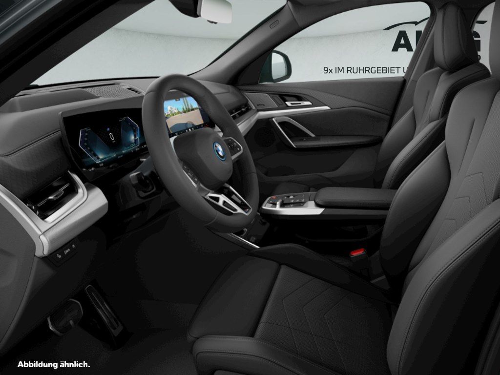 BMW iX2 eDrive20 imagem 3