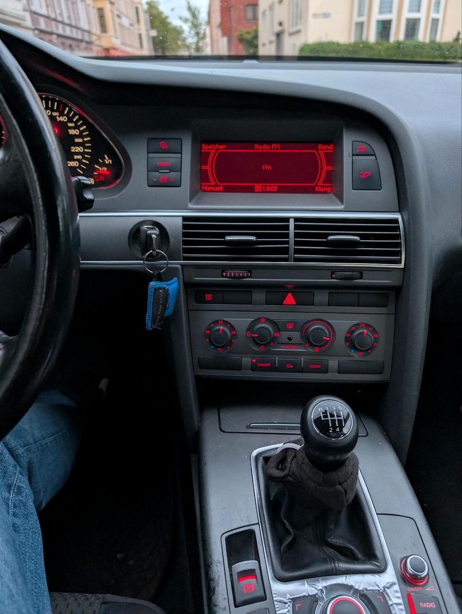 Audi A6 2005 — photo 12