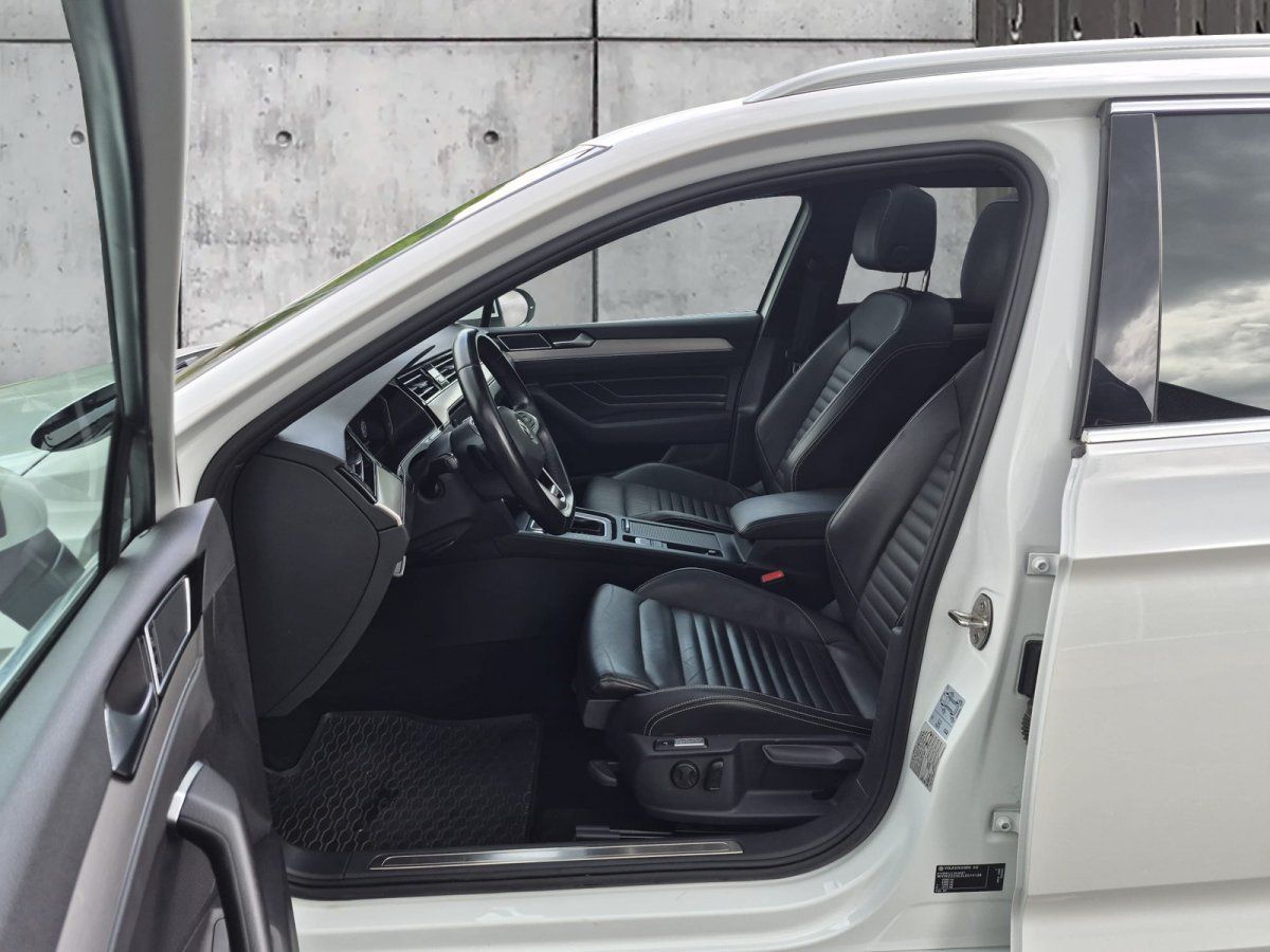 Volkswagen Passat Variant 2,0 TSI DSG 4Motion Elegance St foto 14