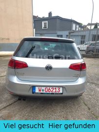 Volkswagen Golf - 9