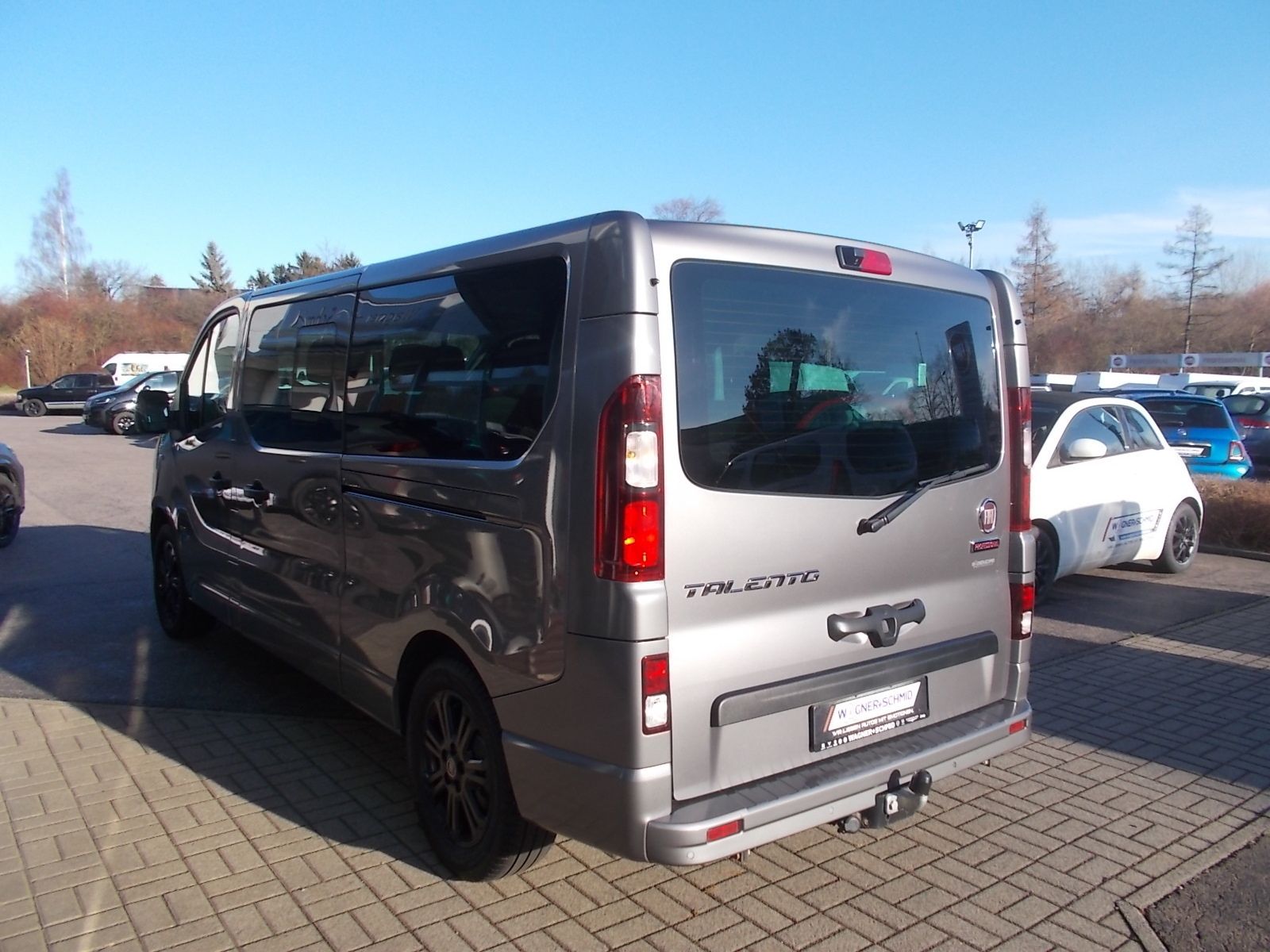 Fahrzeugabbildung Fiat Talento 2.0 Mjet 145 PS L2H1 Family NAVI AHK