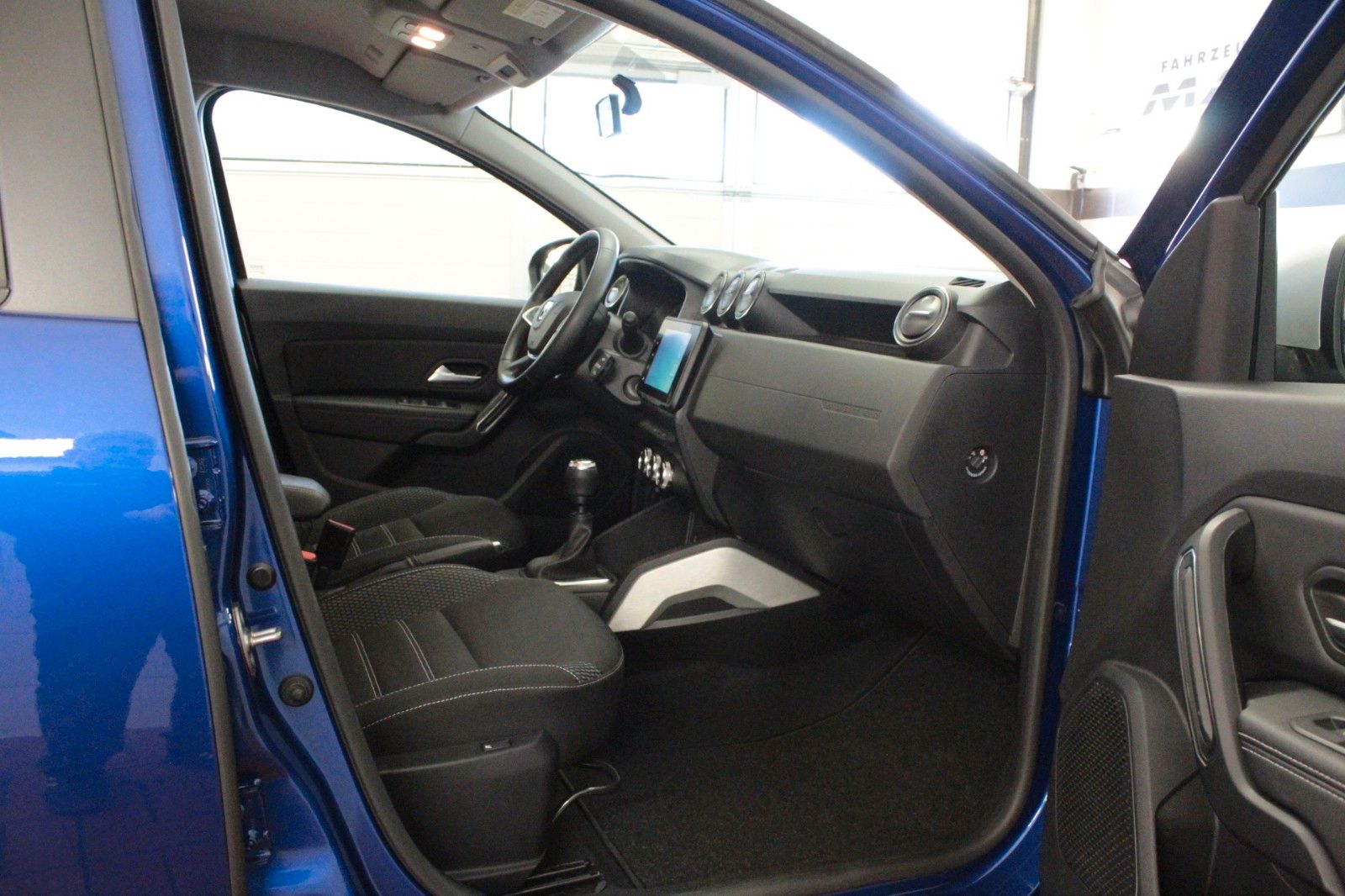 Fahrzeugabbildung Dacia Duster TCe 150 4x4 Prestige  Allrad