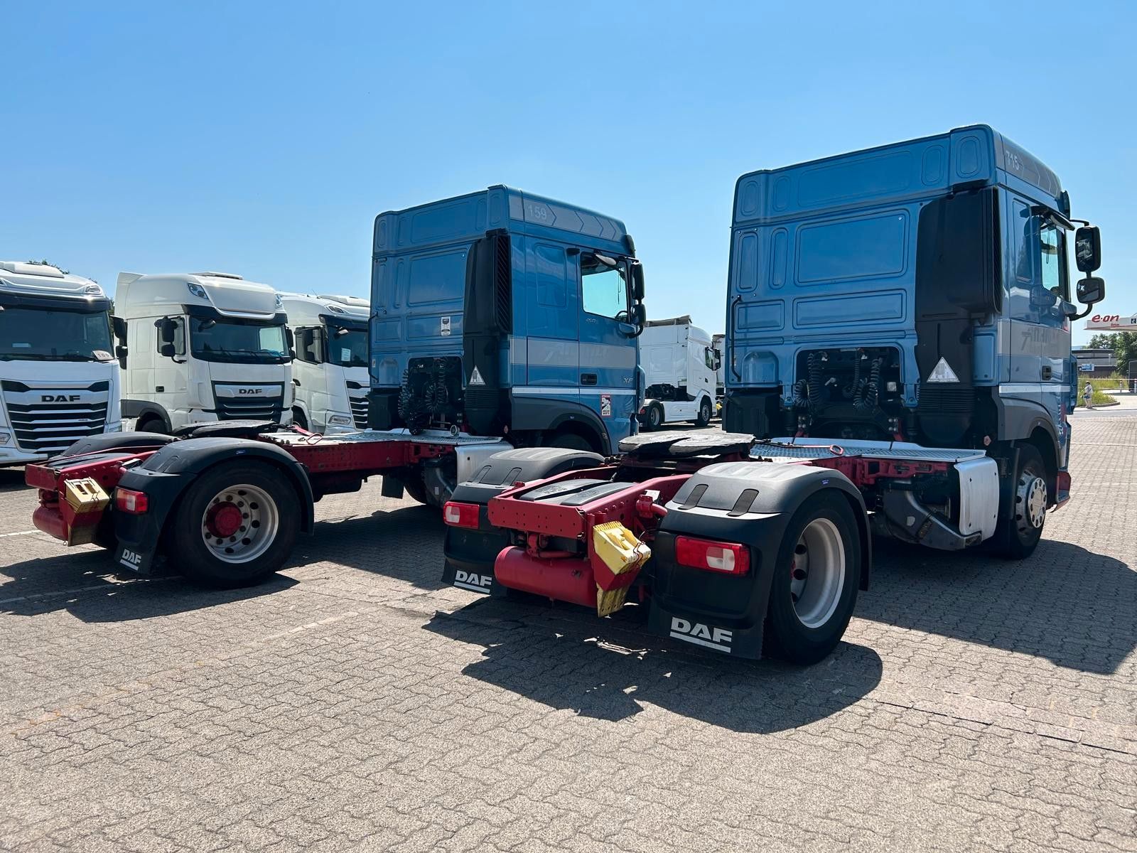 Fahrzeugabbildung DAF 2 Stk. XF 450 FT, ADR