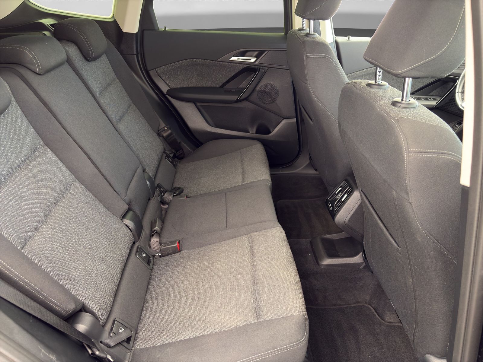 BMW X1 18d sDrive Automatik+LED+Kamera+HiFi+AHK foto 15