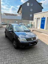 Fiat punto TÜV NEU 2028/05 Klima - Fiat Punto in Essen