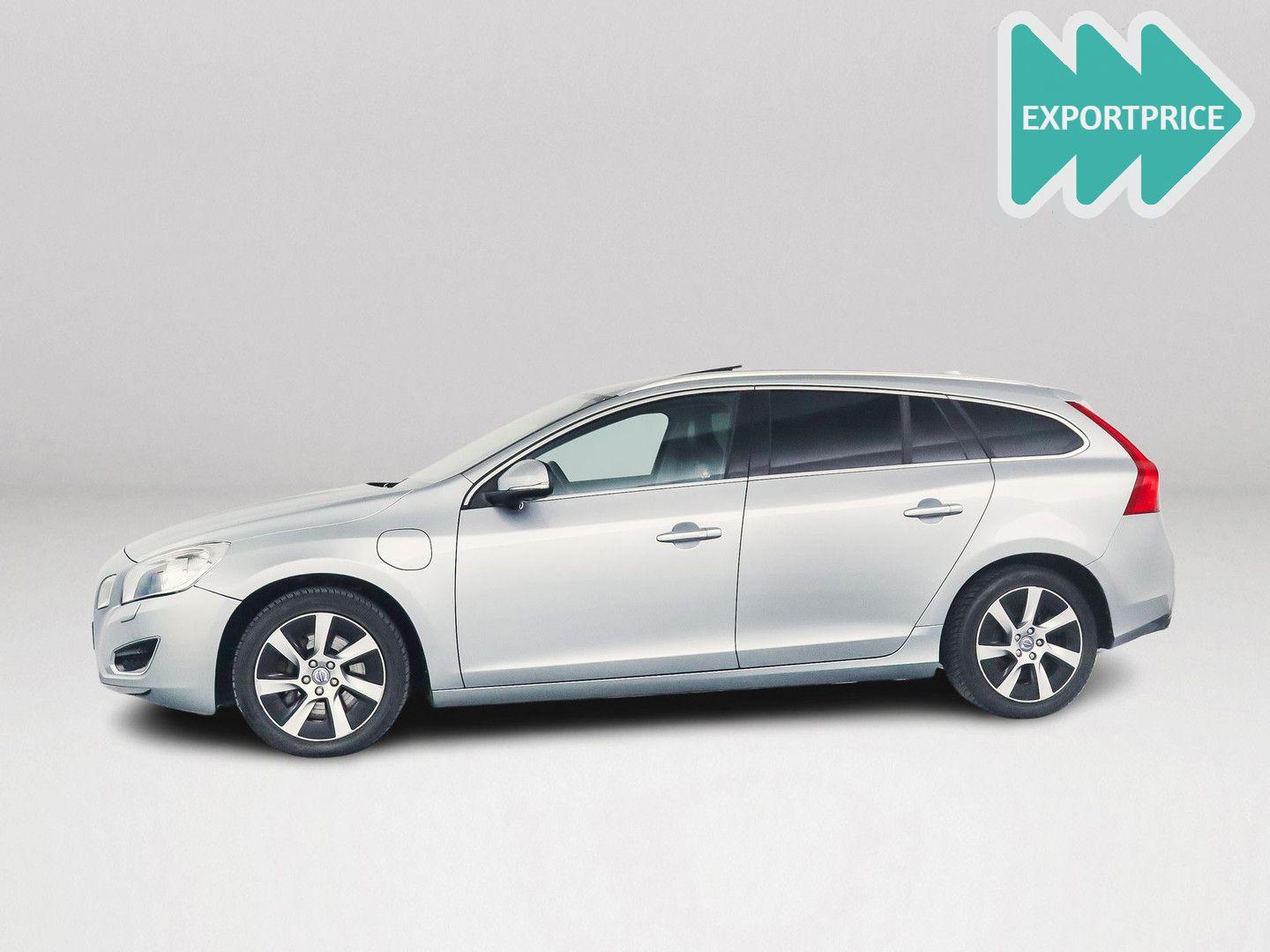 Volvo V60 2013 — engine 2.400 cm³, 215 HP (158kW)