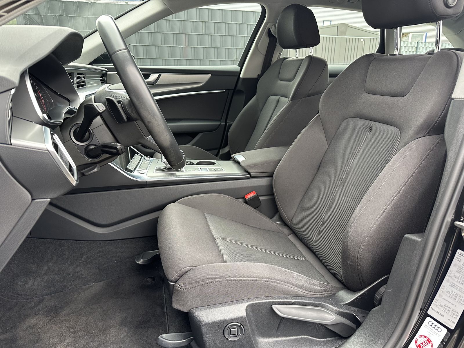 Fahrzeugabbildung Audi A6 Avant 40 TDI S-Tronic Sport NAV+LED+ACC+KAM