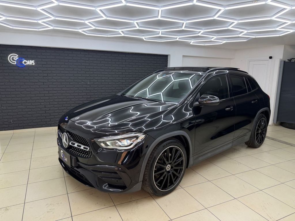 Image of Mercedes-Benz GLA 200