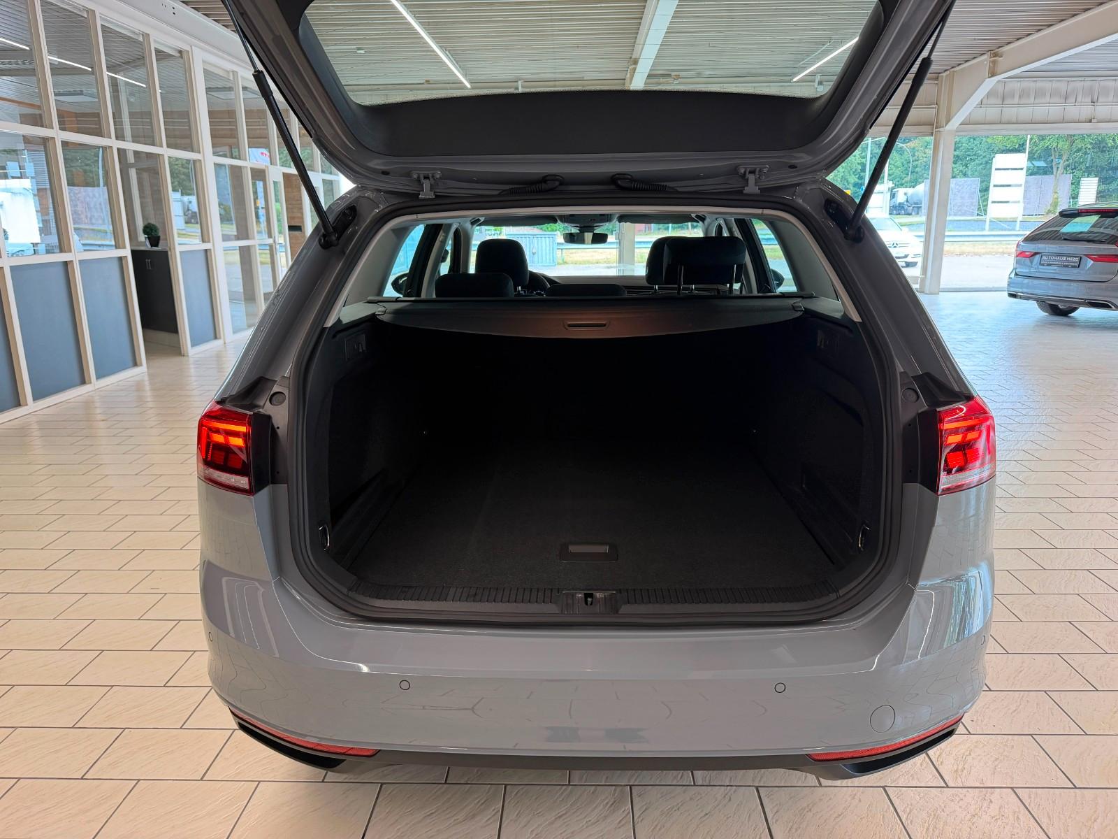 Volkswagen Passat Basis, миниатюра 12