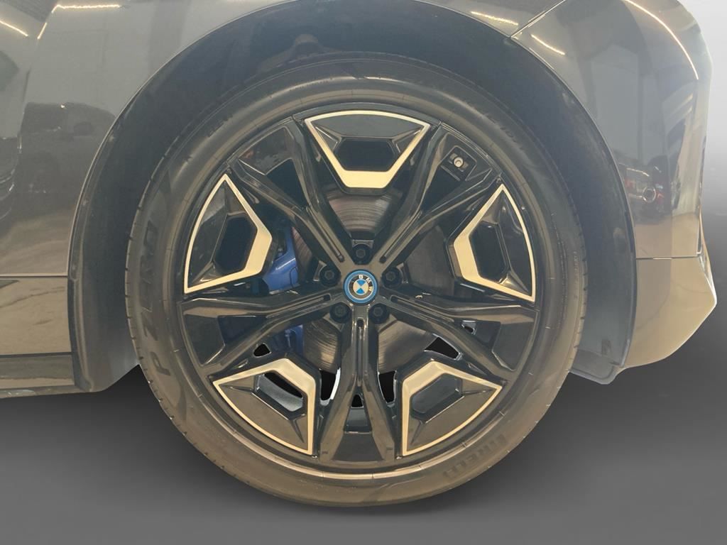 BMW iX xDrive40 Sportpaket AHK+Laser+ACC+360°+H/K+ foto 17