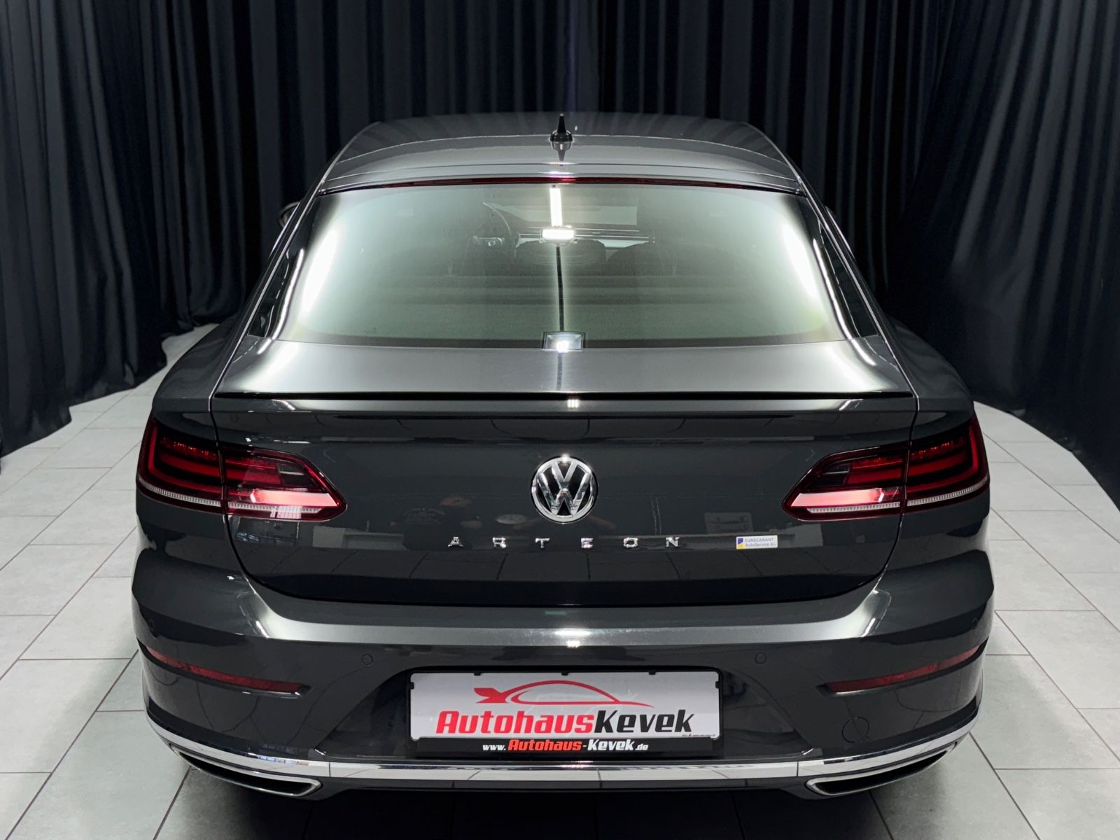 Fahrzeugabbildung Volkswagen Arteon R-Line|DSG|NAVI|ACC|DIGI-TACHO|1.HAND