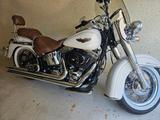 Harley-Davidson Softail Deluxe FLSTN - HARLEY-DAVIDSON SOFTAIL DELUXE