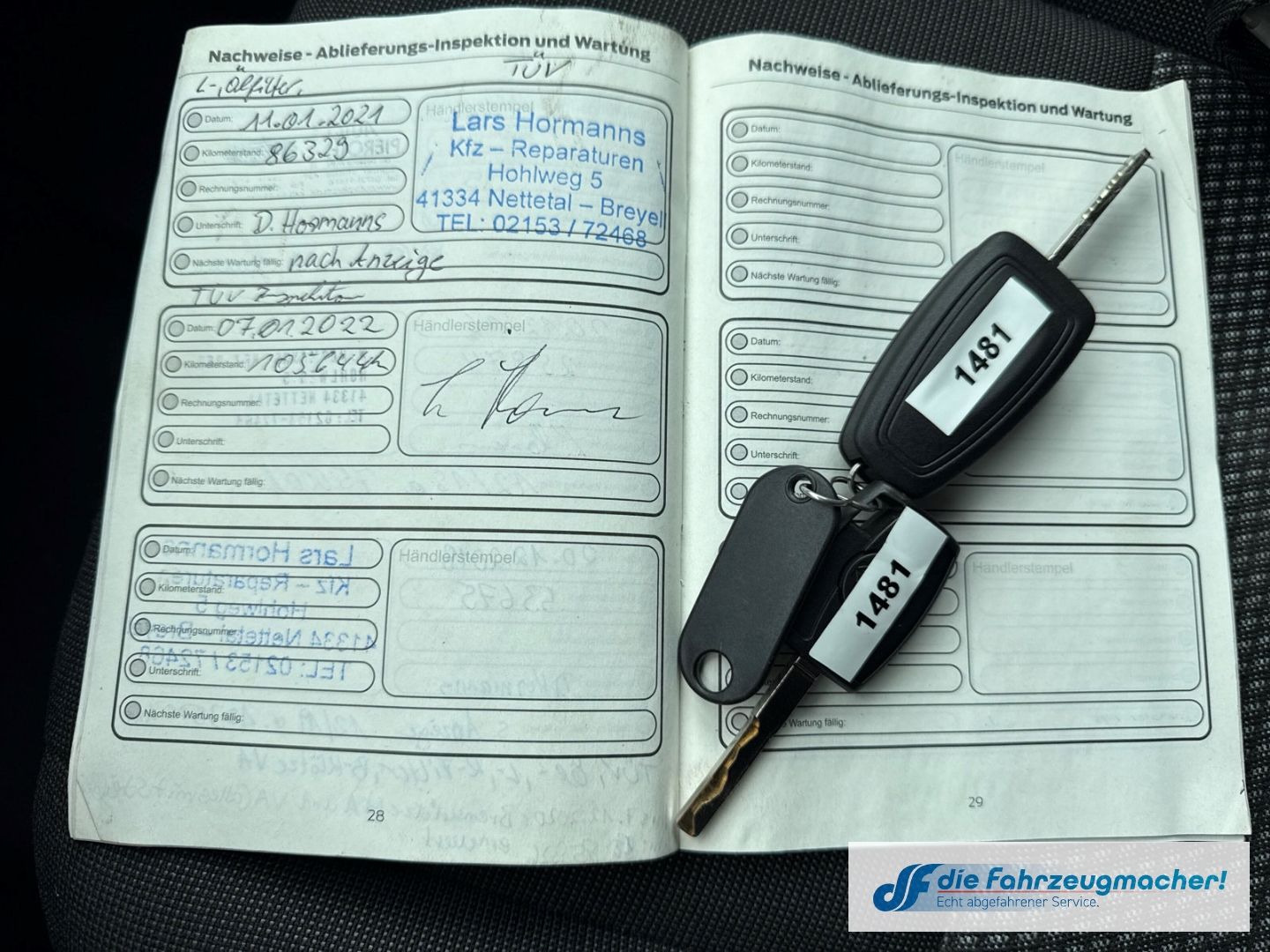 Fahrzeugabbildung Ford Transit Custom Kombi 300 L1 2.2 TDCi *1481