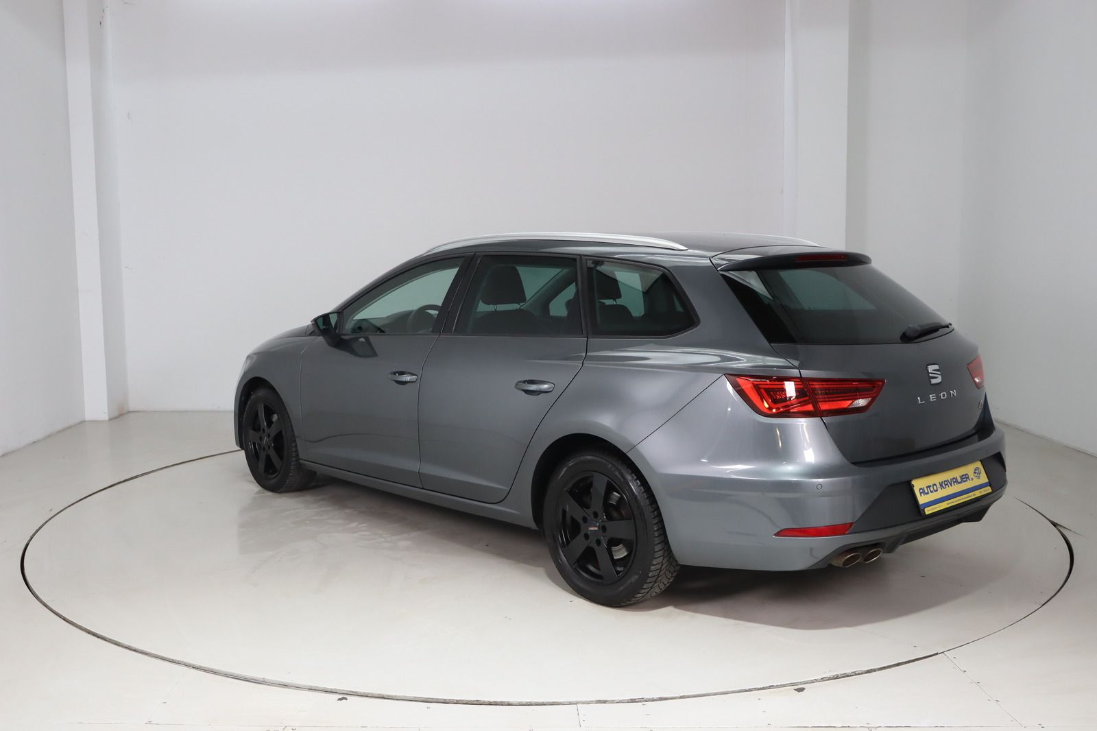Fahrzeugabbildung SEAT Leon ST 1.4 FR LE 1. Hand * LED * Navi