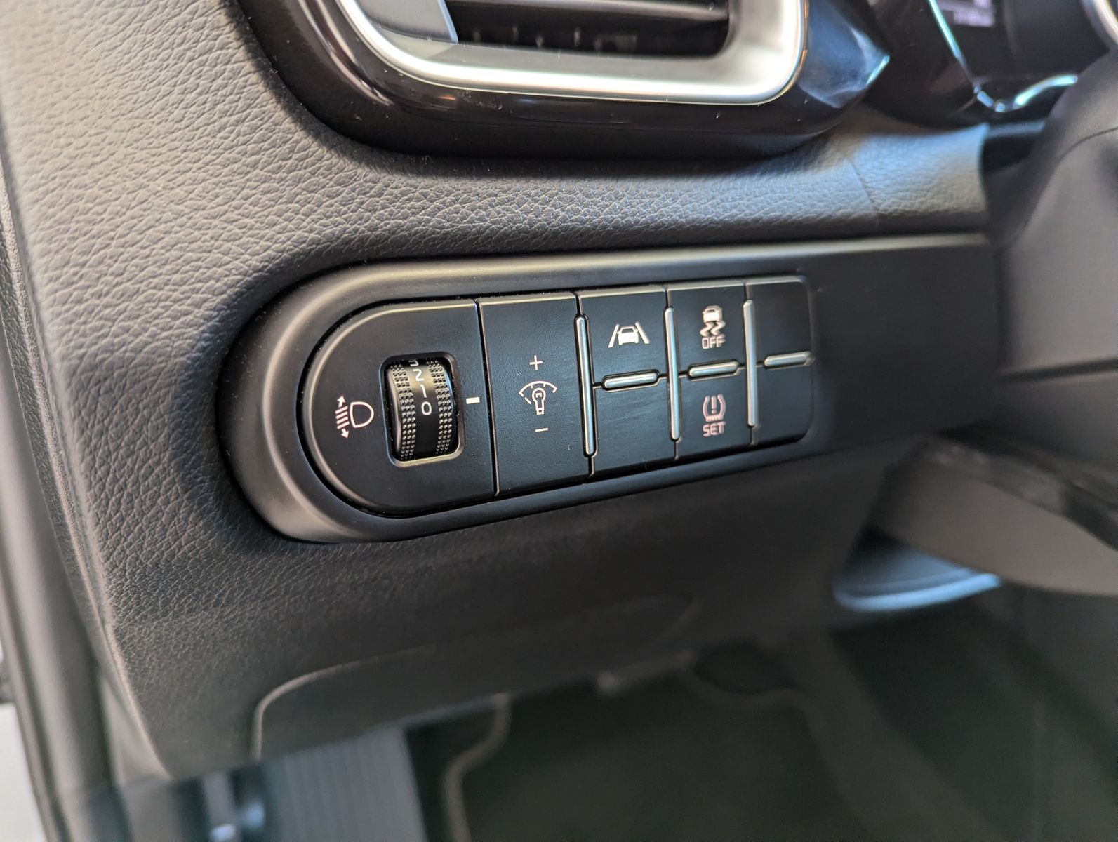 Fahrzeugabbildung Kia cee'd / Ceed 1.5 Spirit Limo JBL ACC Kamera 7J-G
